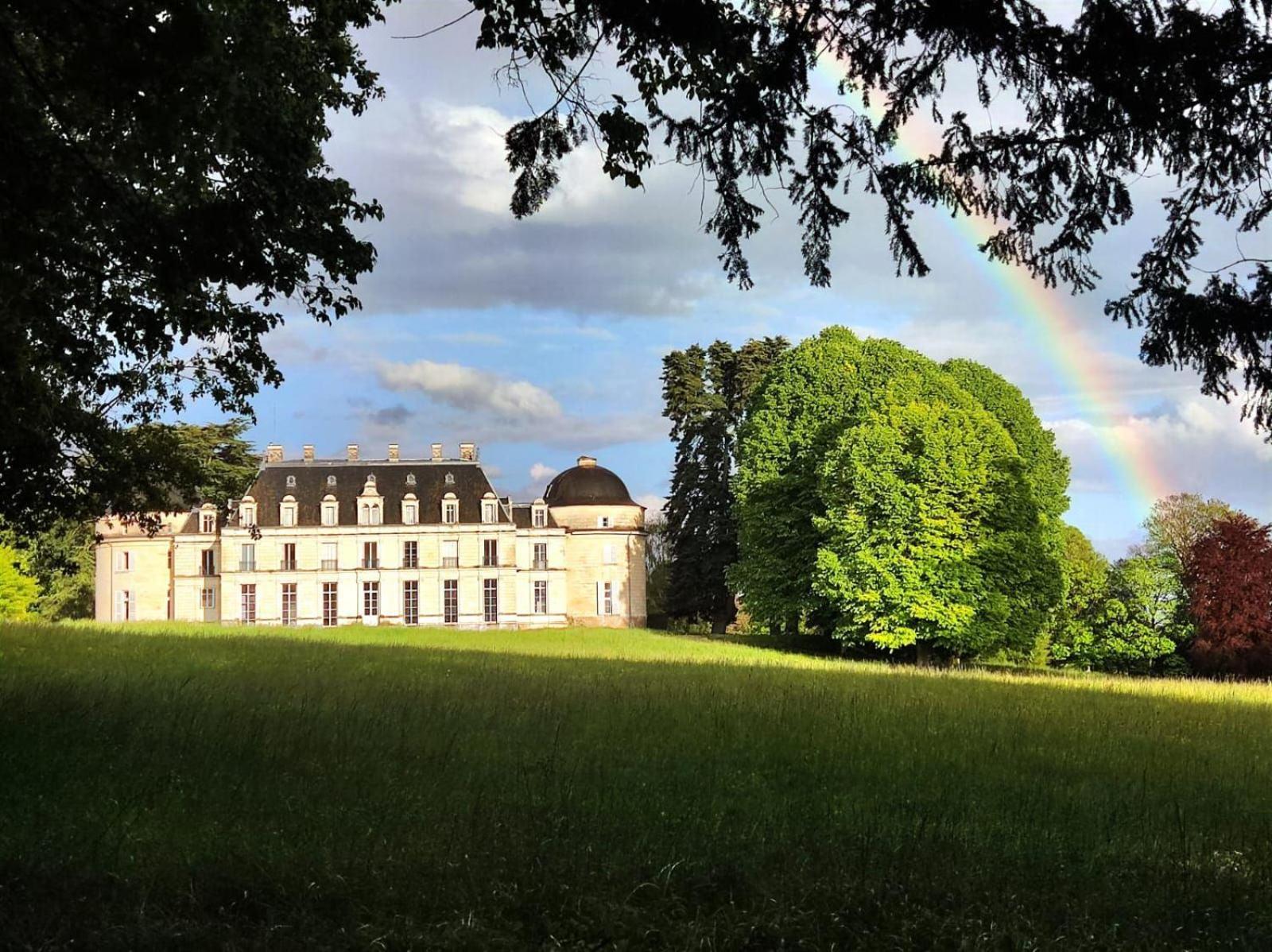 Pavillon Des Ecureuils Au Chateau Royal De Benays Benais Extérieur photo